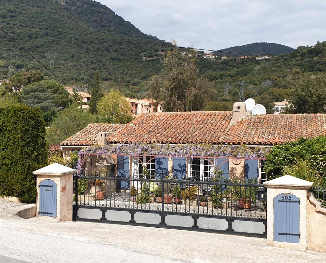 Maison Provencale Cavalaire-sur-Mer Bagian luar foto